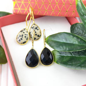 ต่างหูลูกแพร์โอนิกซ์สีดำทำด้วยมือต่างหูห้อยอัญมณีธรรมชาติต่างหูผู้หญิงสีดำนิลเครื่องประดับขายส่ง - Product Image 4