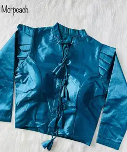 Nuova camicetta cucita Collective con prezzo più basso all'ingrosso mercato Surat Gujarat camicette e top per indumenti etnici camicia/camicetta