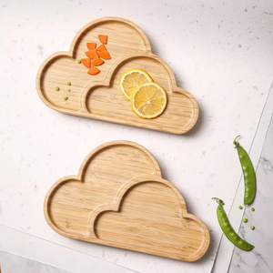Assiettes en bois de bambou naturel fabriquées à la main de manière durable, assiettes de section de dîner pour bébé, ensemble de vaisselle pour enfants de la meilleure qualité - Product Image 1