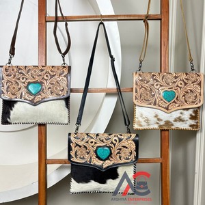 Nouvel arrivage de sac à bandoulière en cuir usiné à la main en pierre turquoise tendance pour femmes sac à main en cuir de vachette à sangle réglable - Product Image 1