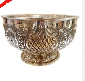 Cuenco para servir de acero inoxidable con acabado dorado de aspecto brillante para restaurante y bar de hotel - Product Image 4