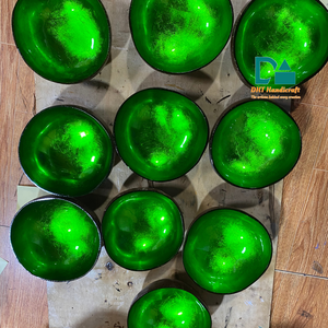 Tazón de Coco Decorativo Pintado a Mano con Ratán, Vajilla Vietnamita Ecológica para Fiestas, Muestra Gratuita B2B - Product Image 3