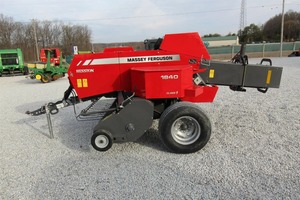 Presse à foin de qualité supérieure MF1840 - Product Image 6