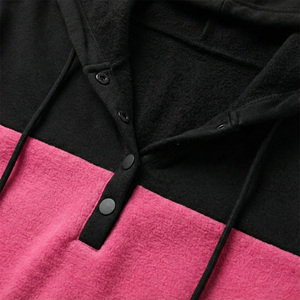 Sweats à capuche pour femmes sur mesure, col Henley, bouton, pull, poche kangourou, manches longues, coupe ample, toutes saisons, prix de gros - Product Image 5