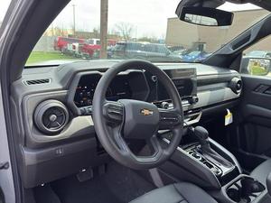 New /USED BLACK 2026 CHE VROLET COLORADO WT 360 Rear Camera 31-40T Load Capacity Emission Diesel /GAS Automatic FOR SALE - Product Image 2