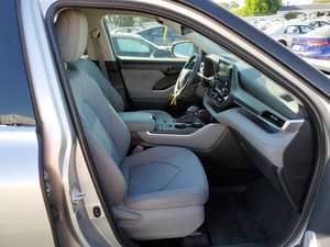 Toyota Highlander L 2021 (VOITURES D'ACCIDENT À VENDRE) - Product Image 3