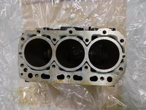 เครื่องยนต์ดีเซล Komatsu 3D84E-3 สำหรับรถขุด Komatsu PC20-6/PC20-7/PC25-1/PC25R-1/PC25R-8 แบบเปลือกเปล่า - Product Image 5