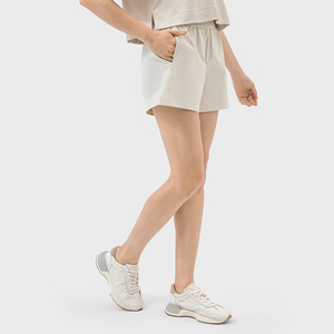 Pantalones cortos de entrenamiento de secado rápido ligeros de cintura alta para mujer, bolsillo lateral personalizado para gimnasio, Yoga, correr, estilo informal, sólido de alta calidad - Product Image 1