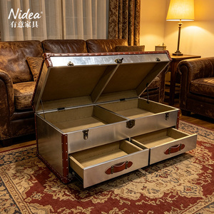 Table basse vintage en aluminium style aviateur industriel avec tiroirs et garnitures en <span class=keywords><strong>cuir</strong></span> bordeaux pour bar à domicile ou salon - Product Image 2