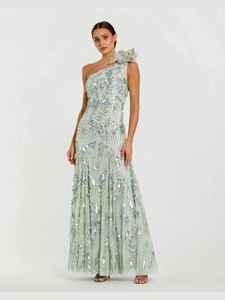 Elegante Vestido de Noche sin Mangas de Lujo, con Cuentas Hechas a Mano y Técnica de Bordado, Vestido de Fiesta con Corte en A, Hecho de Tul - Product Image 3