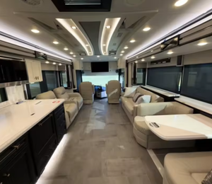 Autocaravanas Usadas al por Mayor Tiffin Allegro 45 OPP 2022 2023 2024 2025 para Aventuras Económicas - Product Image 2