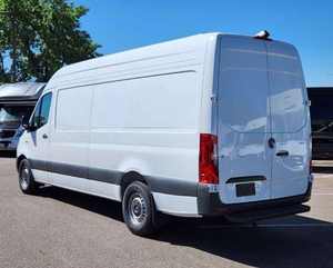 Furgoneta Eléctrica SPRINTER CARGO 170 WB AWD 2024 de Techo Alto, con Bajo Kilometraje, Cabina Espaciosa y Características de Seguridad Avanzadas, MÁS VENDIDA - Product Image 4