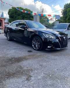 Toyota Crown Athlete G 2017 Usado, Equipamiento Completo - Product Image 3