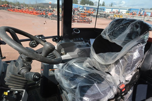 Tracteur à roues R640 d'occasion 2024 avec moteur et boîte de vitesses 80 CV à vendre - Product Image 5