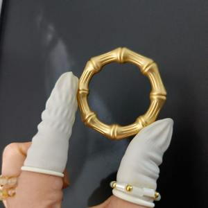 Rond de serviette en laiton Antique en bois d'acacia haut de gamme pour la conception d'anneau de serviette d'acacia de marbre d'hôtel pour la décoration intérieure - Product Image 1