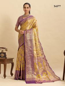 Sari traditionnel indien en soie avec tissage Zari, fabricant et fournisseur de mode féminine en Inde au prix le plus bas - Product Image 3