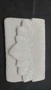 กระเป๋าแฟชั่นไมโครไฟเบอร์ปักลายสวยงาม กันน้ำ สายสะพายไหล่ งานแฮนด์เมด คุณภาพพรีเมียม ทนทาน สำหรับคอลเลคชั่นบูติก - Product Image 5