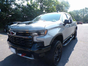 รถเชฟโรเลต ซิลเวอราโด 1500 ZR2 ครูว์แค็บ ปี 2024 สีเงิน ขับเคลื่อน 4 ล้อ เบาะหนังสีเข้ม ล้อแม็ก R20 พวงมาลัยซ้าย ระบบควบคุมความเร็วอัตโนมัติ  เกียร์อัตโนมัติ สภาพดี มือสอง - Product Image 5