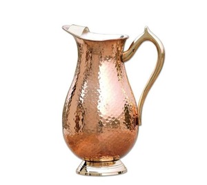 Carafe en cuivre pur de qualité supérieure avec stockage d'eau ayurvédique traditionnel pour une consommation quotidienne saine, disponible à un prix raisonnable - Product Image 1