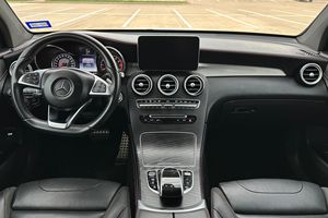 Gran Oferta: Mercedes-AMG GLC 43 Usado del 2018 - Product Image 2