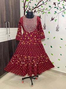 เรย์ออนสีทองสวยงานพิมพ์เรียงตามลำดับโดยผลิตภัณฑ์เรยอนสาวๆ - Product Image 4