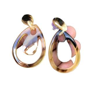 Pendientes de Lujo de Cuerno de Búfalo para Mujer, Diseño Novedoso de Alta Calidad, Joyería de Latón de Moda, Forma de Gancho, Artesanía Natural - Product Image 6