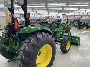 2025 Johnn 4044M Mini Tractor 4WD 4x4 160HP 180HP 70HP 45HP 120HP 90HP 100HP 40HP Bomba esencial Caja de cambios del motor - Product Image 5