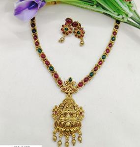 Classic Heritage Design Necklace With Earrings Traditional Design Simple Set For Women Jewelry Set Wedding Wear <b>Accessories</b> - Product Image 2