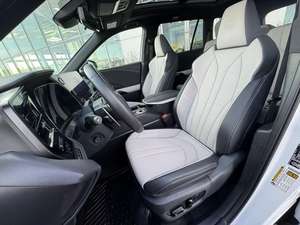 LEXUS TX 500H 2025 USADO, Volante a la Izquierda/Derecha - Product Image 4