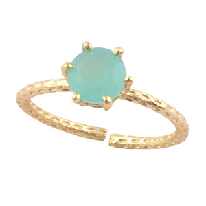 Bague de fiançailles solitaire forme ronde délicate aqua calcédoine martelé texture bague plaqué or 18 carats bague empilable minimaliste - Product Image 4