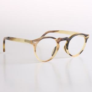 Elegantes marcos ópticos de cuerno de búfalo de buey natural, gafas talladas duraderas y sostenibles para hombres y mujeres - Product Image 2