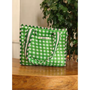 Mini sac fourre-tout vert à carreaux avec broderie florale et accents de perles - Product Image 1