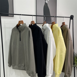 Logo personnalisé sweat à capuche pour femmes sweat-shirt à capuche uni vierge sweat-shirt à capuche court surdimensionné uni poids lourd femmes sweats - Product Image 1
