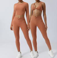 Set Olahraga Wanita 2 Potong Pakaian Yoga Gym Solid Seamless Celana Pinggang Elastis Sport Bra Bernapas Cepat Kering Spandex/Polyester