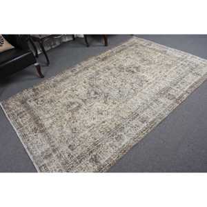 Vintage 5.2x8.3 ft Rug, Turkish Rug, <b>Brown</b> Polka dot Rug <b>Wool</b> - Product Image 5