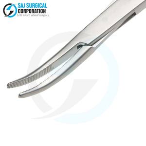 คีมจับของเหลวแบบตรงสำหรับคนถนัดซ้าย ยี่ห้อโมย์นิฮาน ออกแบบพิเศษสำหรับศัลยแพทย์ ผลิตจากสแตนเลสสตีล ใช้งานด้วยมือ ได้รับการรับรองมาตรฐาน CE ความแม่นยำสูง - Product Image 6