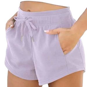 Shorts en molleton doux pour femmes, sensation de chaleur et de confort, coupe décontractée, idéal pour les soirées calmes, Shorts BY BS 2026 - Product Image 1