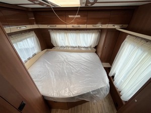 Chasis Mercedes Sprinter 4x4, Autocaravana Móvil para Exteriores / Autocaravana Diésel Clase C Thor Motor Coach Tiburon Sprinter, Vehículo para 4-6 Pasajeros - Product Image 5