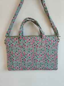 Sac pour ordinateur portable matelassé floral vintage de haute qualité fait à la main avec fermeture éclair et poignée pour les voyages - Product Image 6