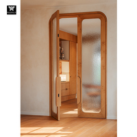 Portes intérieures en bois de dernière conception avec verre cannelé pour maisons, portes doubles inégales en chêne pour séparateurs de pièces et cloisons