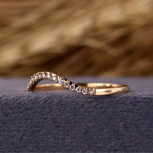 Anillo de diamante cultivado en laboratorio curvo de oro amarillo, 1mm, apilamiento, estilo de media eternidad, aniversario de boda, juego de pavé, regalo para mujer - Product Image 5