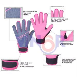 Gants de football gaélique personnalisés de la meilleure qualité, confortables, respirants, en cuir et latex, imprimés à la mode, design à bas prix, gants gaélique - Product Image 5