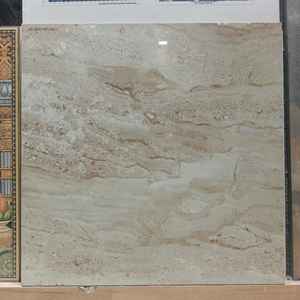 60x60 60x120 80x80 cm Carreaux de sol en porcelaine de bonne qualité pour la maison et la cuisine Fabriqué en Inde - Product Image 4