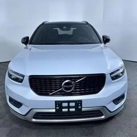 2021 Volvo XC40 T5 R-дизайн