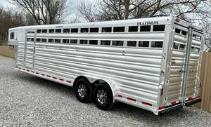 Remolque para Ganado de 26 pies, 3 Pisos, Usado, Limpio, 2026, Estándar Austriaco, Transporte de Caballos, Carga Útil de 25001-30000 kg, Origen CA, Disponible - Product Image 5