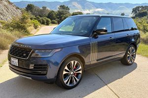 รถยนต์ Range Rover SVAutobiography Dynamic Edition ปี 2020 สภาพดีเยี่ยม เครื่องยนต์ V8 ซูเปอร์ชาร์จ 557 แรงม้า ระบบขับเคลื่อนสี่ล้อ สี SVO Premium Palette Blue จากแคลิฟอร์เนีย - Product Image 2