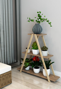 Support à plantes d'angle triangulaire à 3 niveaux, étagère à fleurs décorative en bois, design scandinave moderne - Product Image 4