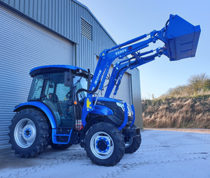 Tractores Agrícolas Nuevos Solis 50V con Cargador Solis, Tractor 4x4 Solis, Tractor de Ruedas para Granjas Agrícolas Pequeñas y Medianas - Product Image 1