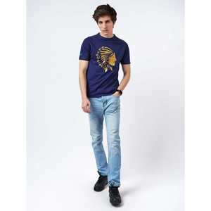 Camiseta gráfica con relieve azul para hombre - Product Image 5