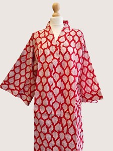 Bata Larga de Mujer con Estampado de Hojas Rojas, Manga Tres Cuartos, Cuello Mandarín, 100% Algodón Suave, Estilo Casual de Primavera con Cordón Ajustable - Product Image 3
